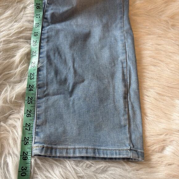 Nine West Jeans Women's 14 Blue Light Wash Denim Slim Straight Leg High Rise - Picture 8 of 9